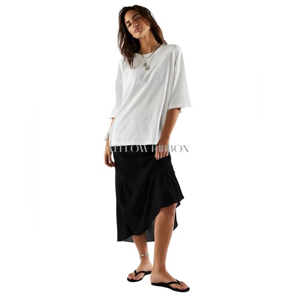 🆕 FREE PEOPLE INTIMATELY | SWEET ON YOU BIAS HALF SLIP | BLACK - Picture 1 of 7